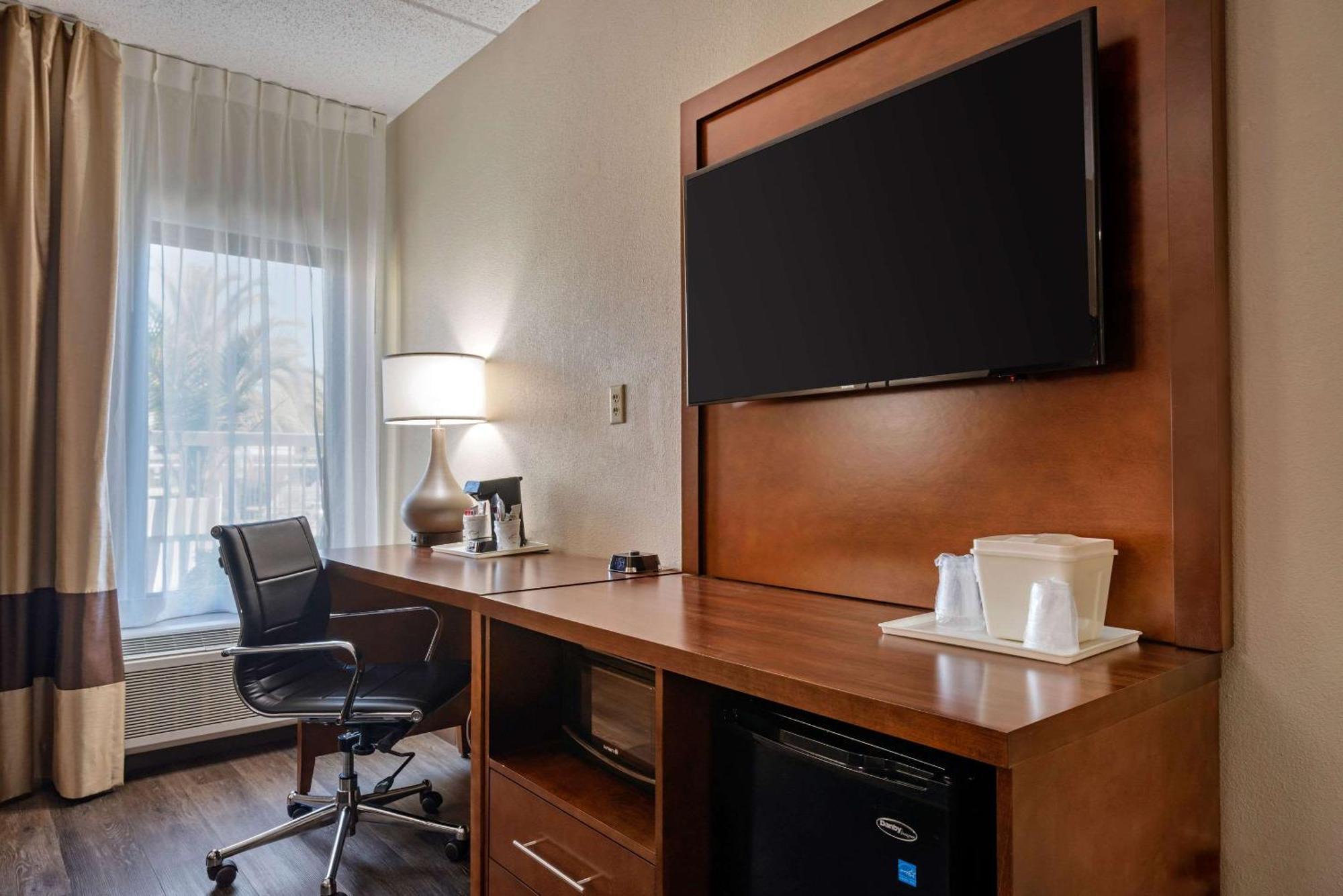 Comfort - Fernandina Inn Yulee